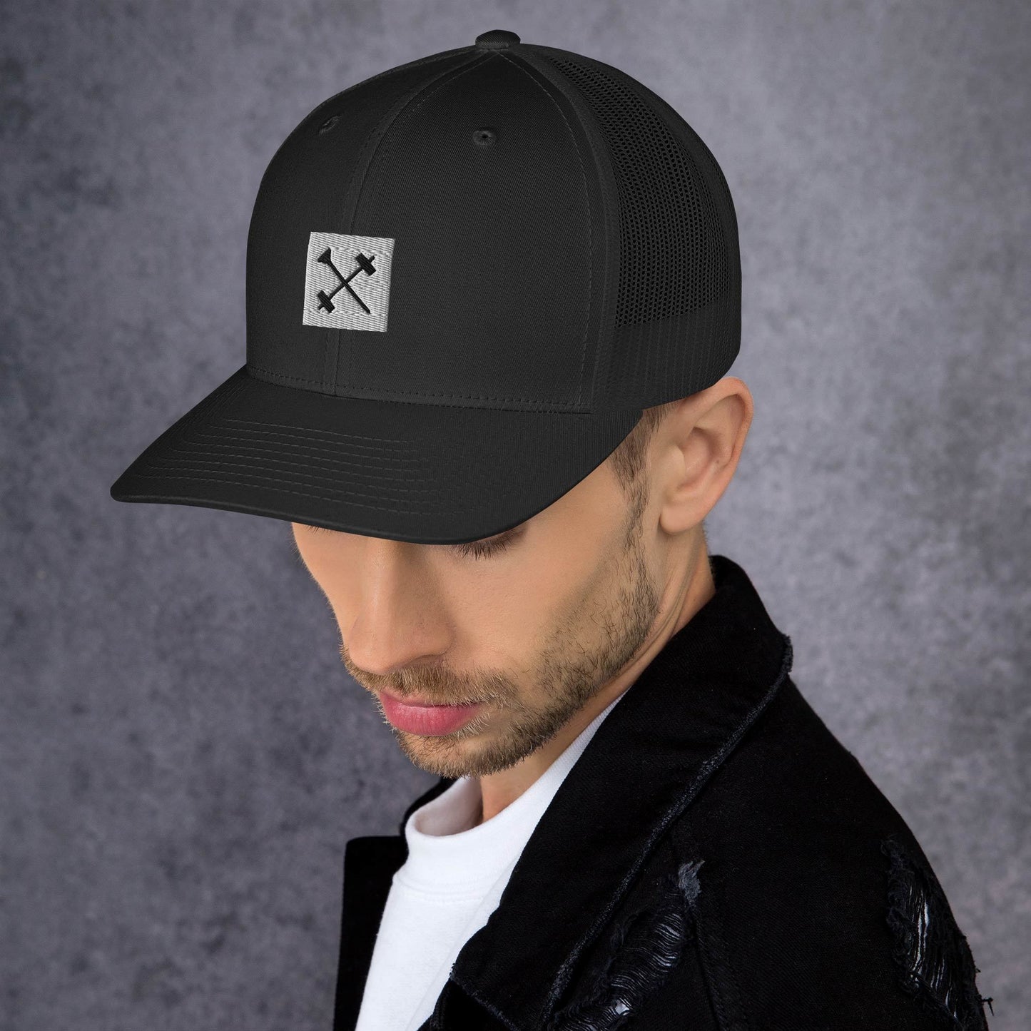 FitBirdie Golf Snapback Trucker Hat - Black x White (LIMITED EDITION)